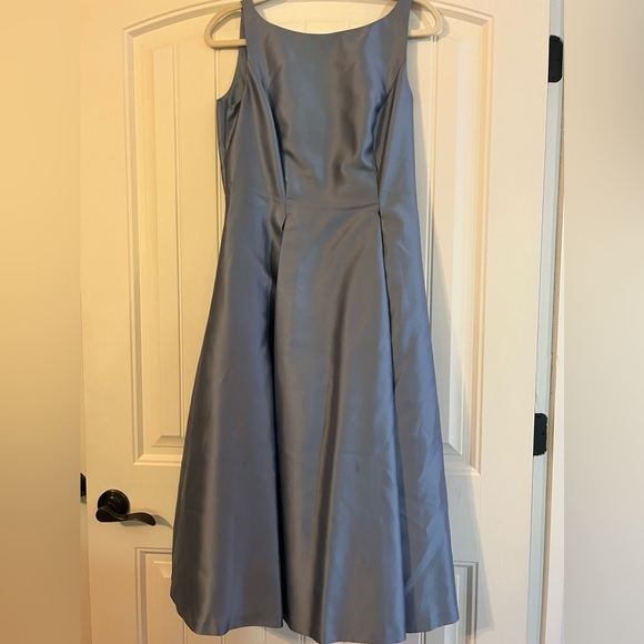 Wedding or Special Occasion Dress - Picture 3 of 4